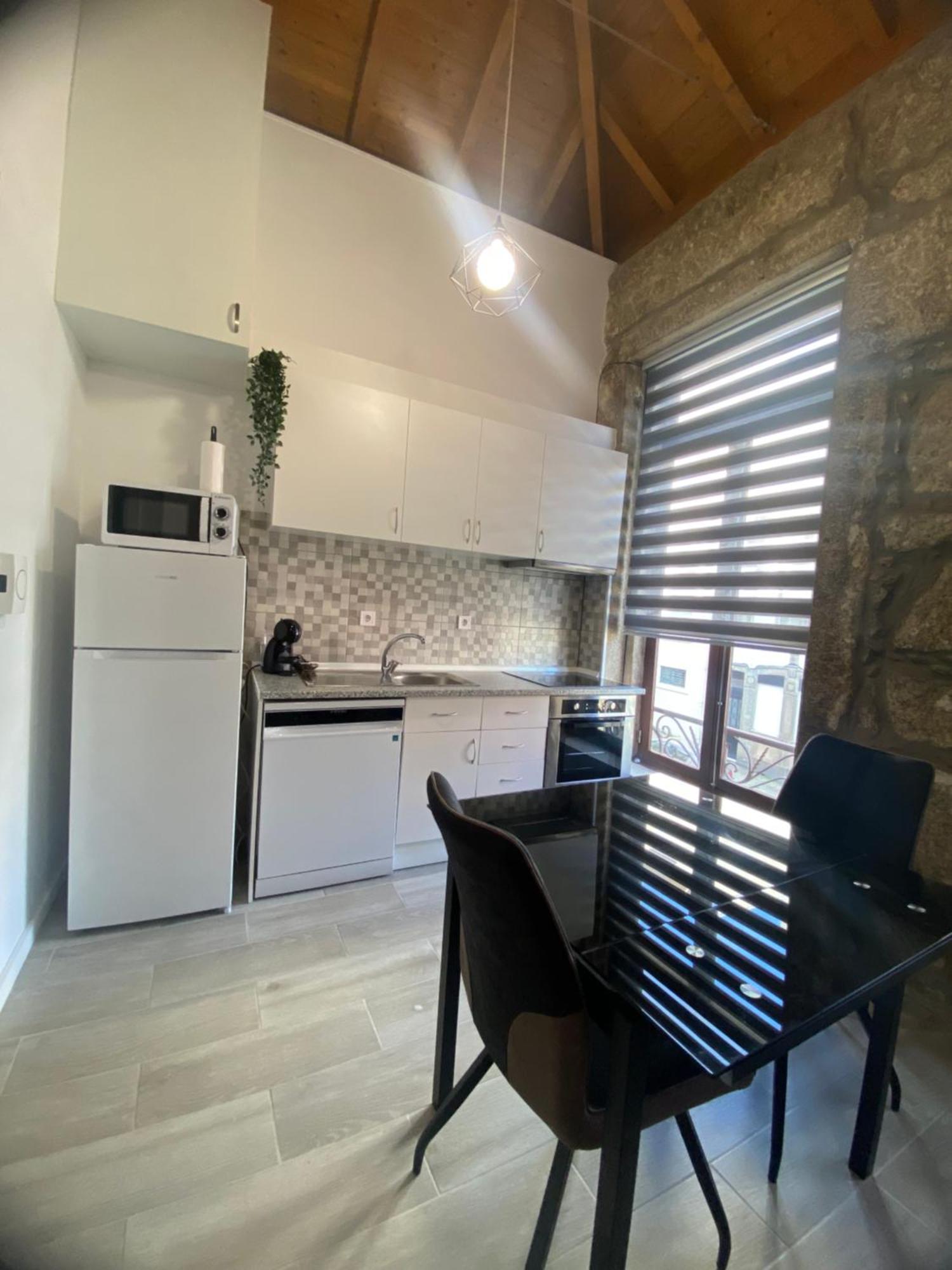 Saldanha - 2x T2 Duplex Appartamento *